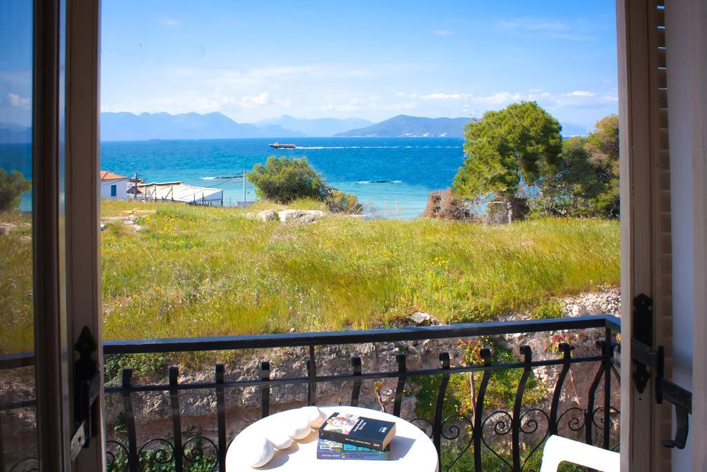 Ulrika 호텔 Aegina 외부 사진